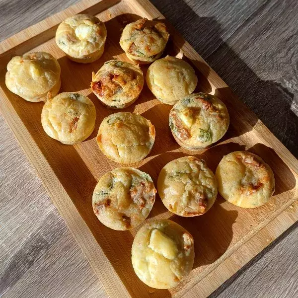 Mini-muffins tomates sèchées, feta
